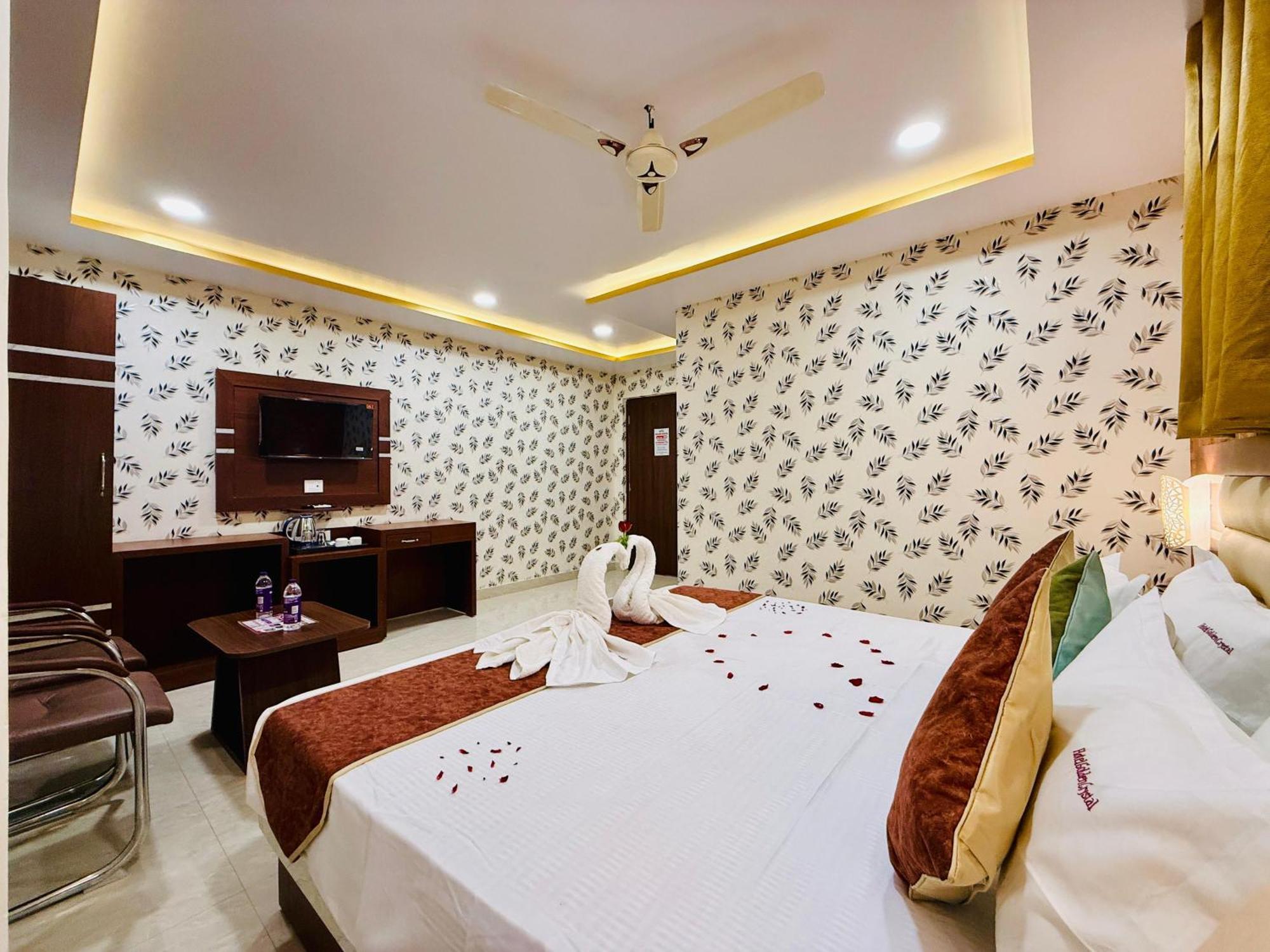 Hotel Golden Crystal باتنا المظهر الخارجي الصورة