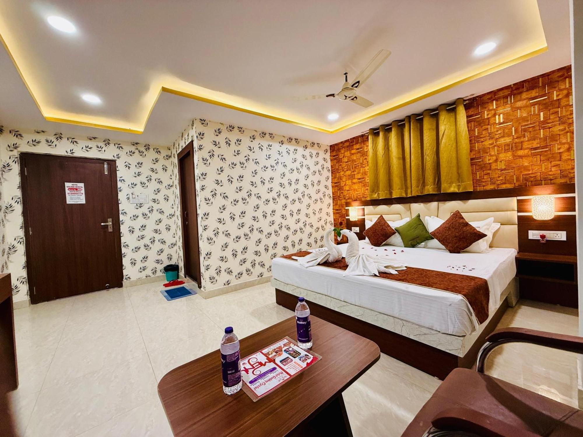 Hotel Golden Crystal باتنا المظهر الخارجي الصورة
