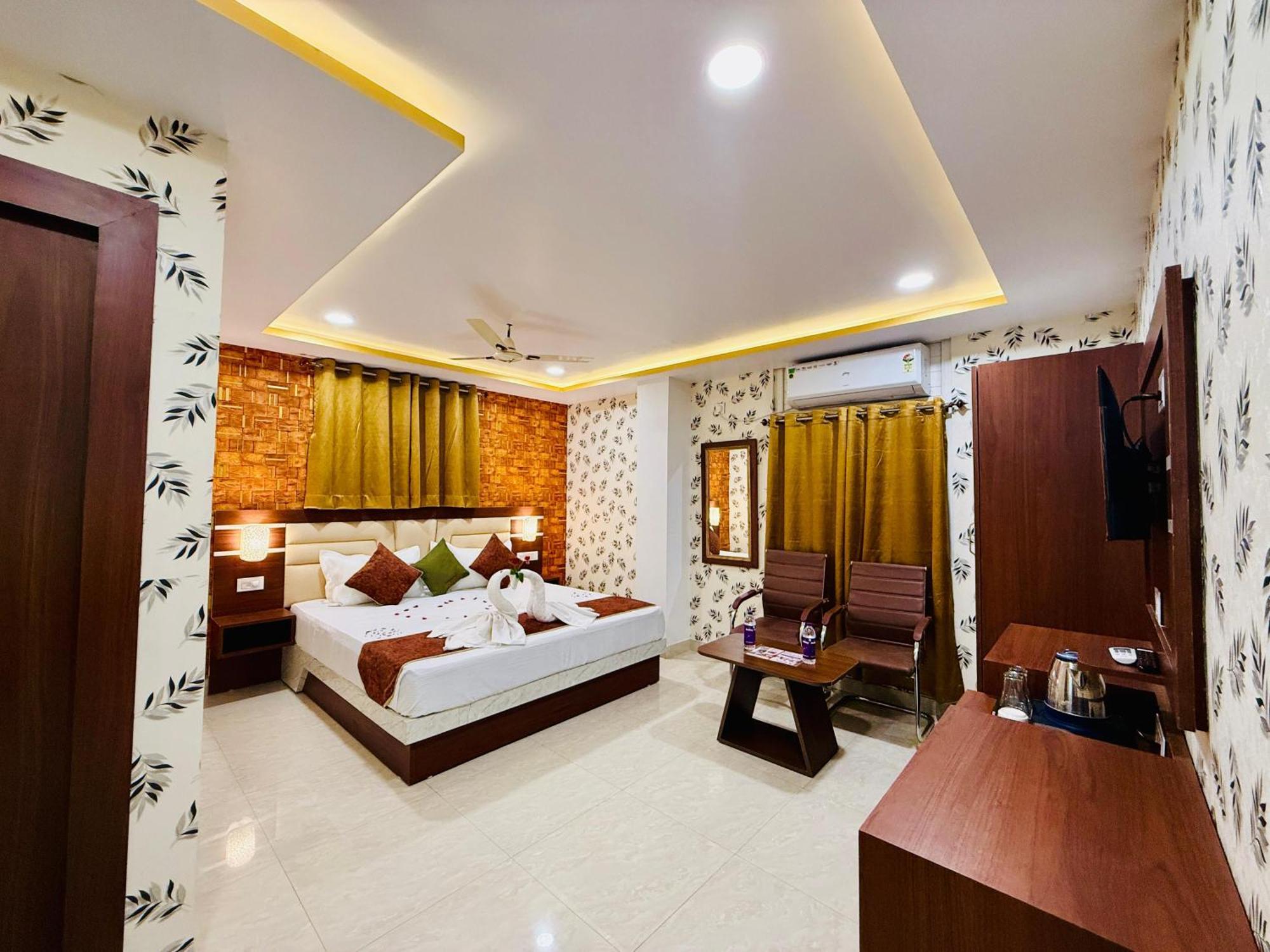 Hotel Golden Crystal باتنا المظهر الخارجي الصورة