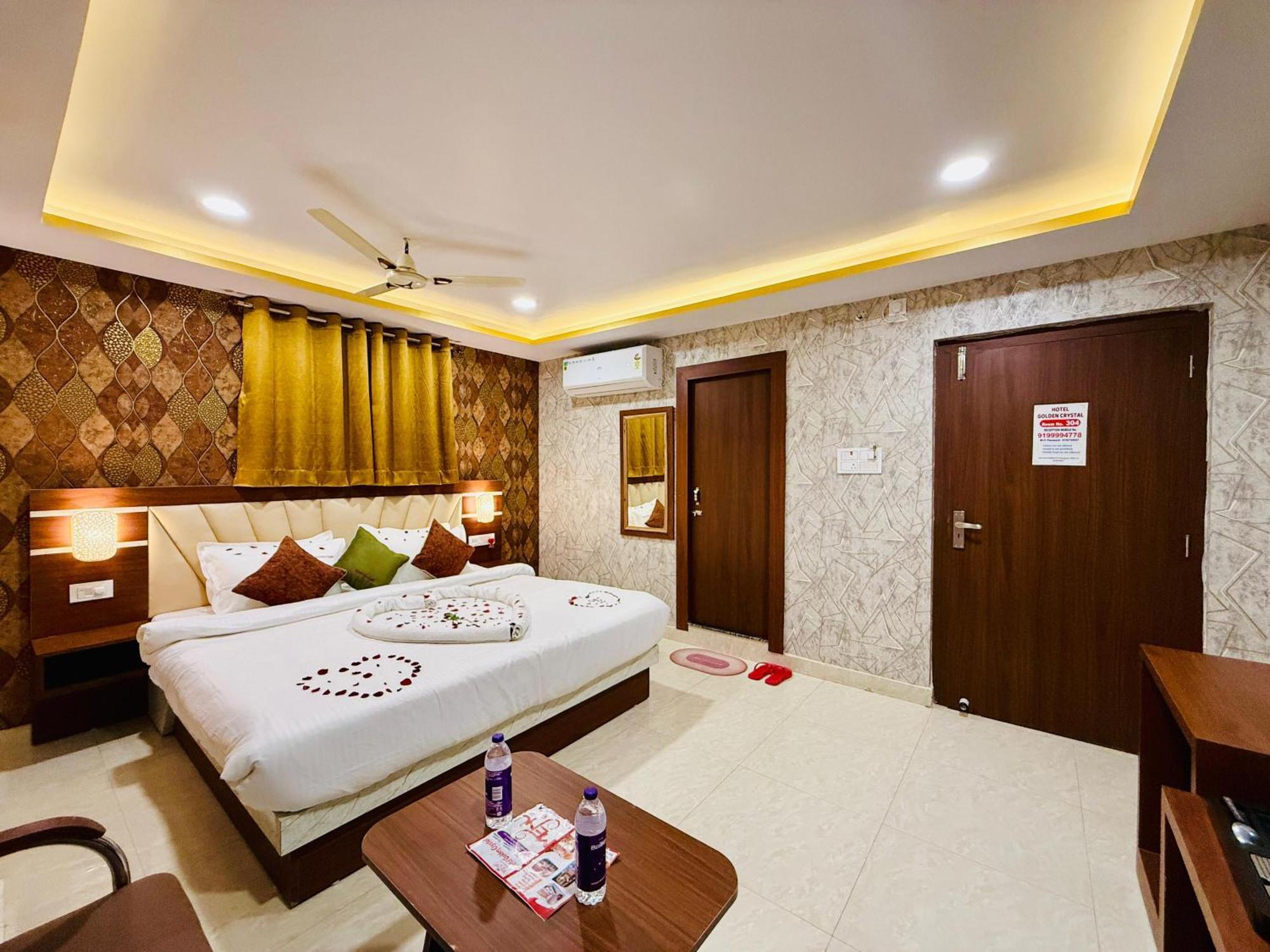 Hotel Golden Crystal باتنا المظهر الخارجي الصورة